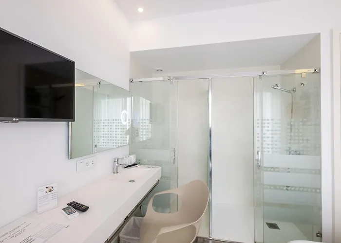 Abril 37 Ciutadella (Menorca)