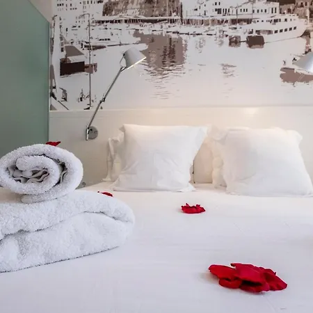 Abril 37 Hotell 3*